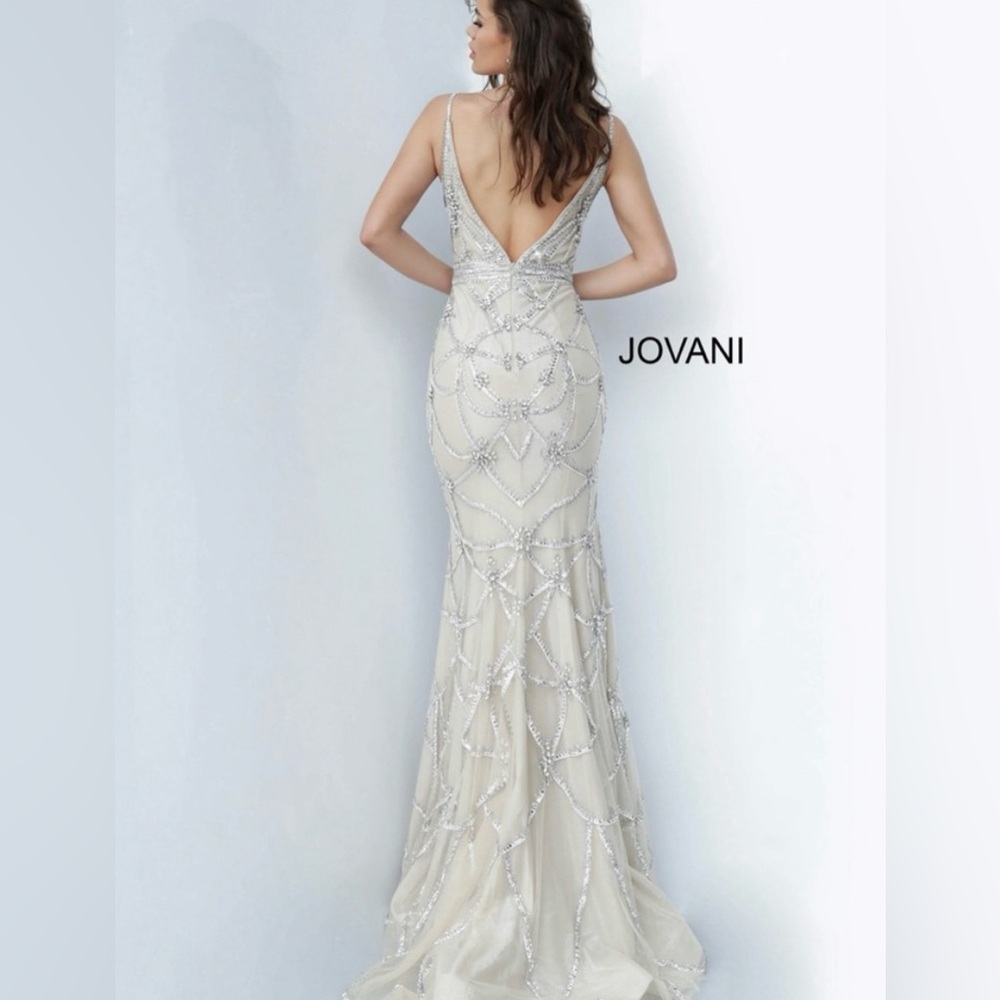 NWT JOVANI EVENING GOWN - Picture 3 of 10